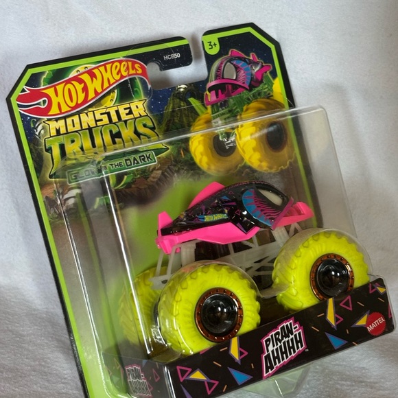 Hot Wheels bundle! - Picture 8 of 9